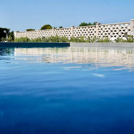 Πανσιόν Dominus Luxury Torre A Mare