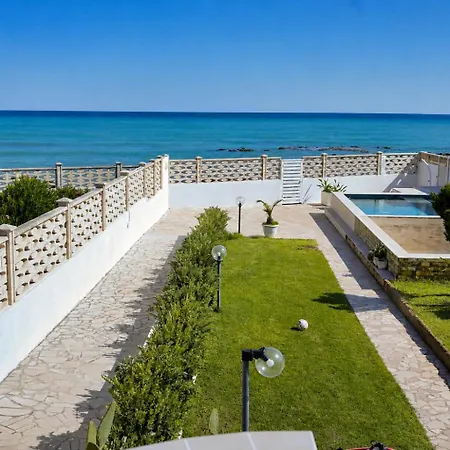 Dominus Luxury Πανσιόν 3*