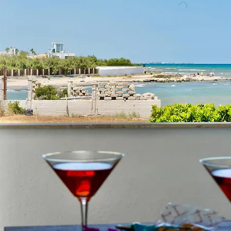 Dominus Luxury 3* Torre A Mare